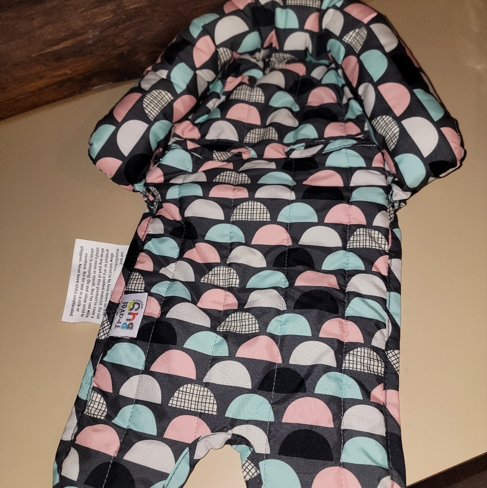 Baby headrest for carseat.NWOT